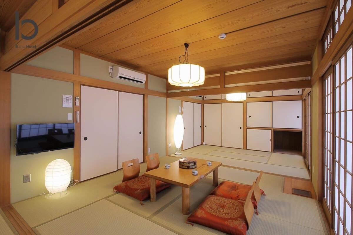 Hanagin - 3 Bedroom Japanese Apartment For 11 People 201 Хіросіма Екстер'єр фото